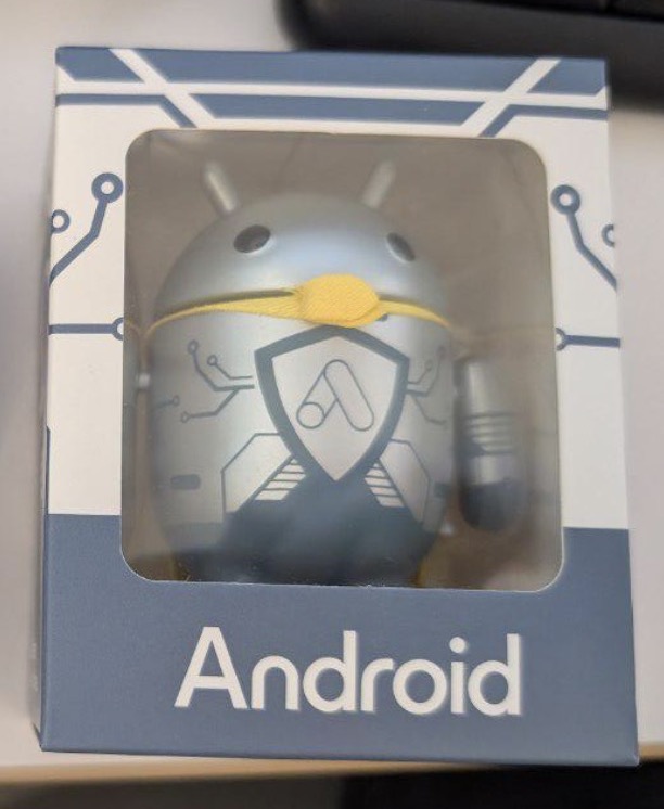 Ads Safety Knight Android Mini Collectible